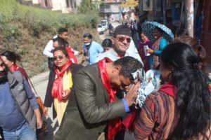 बुढानिलकण्ठ क्षेत्रमा प्रदीप पौडेलको घरदैलो अभियान 