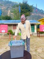 माओवादी उपमहासचिव पुनले रोल्पाबाट गरे मतदान