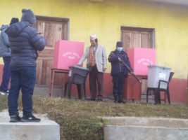 भीम रावलले चन्दोदयबाट गरे पहिलो मतदान