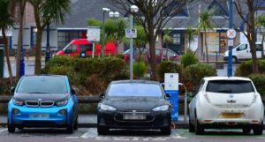 चालु वर्षको पहिलो चार महिनामा एक हजार बढी विद्युतीय सवारी आयात