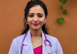 डा. तोसिमा कार्कीको उम्मेदवारीविरुद्धको मुद्दा ‘हेर्न नभ्याइने’मा