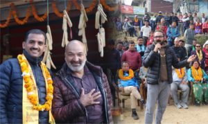 गठबन्धनका उम्मेदवारलाई भोट माग्दै गायक चेतन सापकोटा र सुरवीर पण्डित