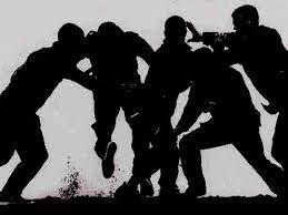 एमालेले कार्यकर्ता कुटेको भन्दै दार्चुलामा सत्ता गठबन्धनद्वारा सडक अवरुद्ध