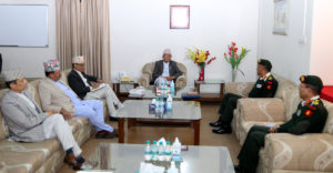 निर्वाचन सुरक्षाका विषयमा प्रमुख निर्वाचन आयुक्त र प्रधानसेनापति शर्माबीच भेटवार्ता