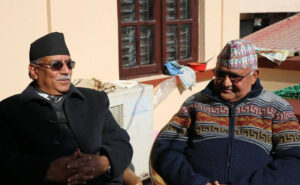 बालकोटको बार्दलीमा ‘पुनर्मिलन’ भएका ओली–प्रचण्ड गठबन्धन दुई महिनामै टुट्यो