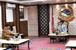 बालुवाटारमा प्रधानमन्त्री प्रचण्ड र ओलीको वान टू वान वार्ता