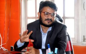 सरकारमा सहभागी हुन्छौं : मुकुल ढकाल