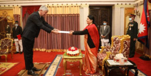 राष्ट्रपति भण्डारीसमक्ष युएई, तान्जानिया र सर्वियाका राजदूतले बुझाए ओहदाको प्रमाणपत्र