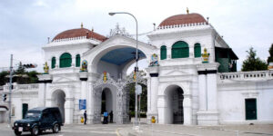 चिसो मौसममा सिंहदबार परिसरमा राजनीतिक सरगर्मी