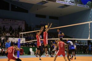 यु २३ टोली ढाका प्रस्थान गर्दै