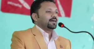 अखिलको अध्यक्षमा पराजित भएपछि लामिछानेले भने : ‘मर्यादा बिर्सनेहरुलाई प्यार,‘तिम्रो निचतालाई धिक्कार’