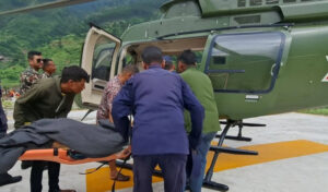 सुत्केरी महिलाको हेलिकोप्टरबाट उद्धार