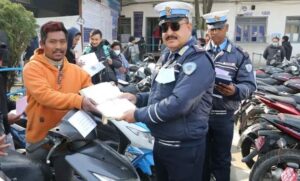 हराएका २० वटा मोटरसाइकल र स्कुटर सम्बन्धित् धनीलाई हस्तान्तरण