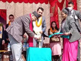 विद्यालयको वार्षिकोत्सवमा प्रधानमन्त्री