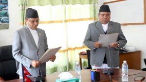 नवनिर्वाचित राष्ट्रियसभा सांसद कसौदीले लिए सपथ