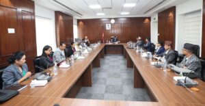 मन्त्रिपरिषद् बैठक जारी