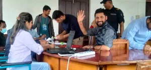 रबि लामिछाने चितवनमा उम्मेदवारी दर्ता गराएर स्वर्णिम वाग्लेको निर्वाचन क्षेत्र तनुहँ जाने