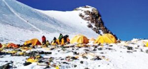 सेनाको हिमाल सफाइ टोली अन्नपूर्णमा