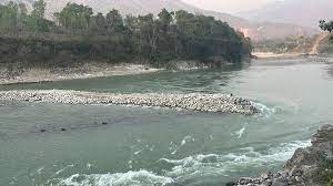 त्रिशुली नदीमा जीप खस्दा एक जना बेपत्ता