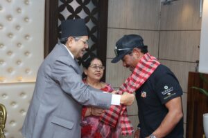 दुवै खुट्टा नभएर पनि सगरमाथा आरोही बुढामगरलाई स्वागत र सम्मान
