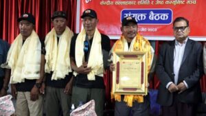 कीर्तिमानी आरोही बुढामगरलाई माओवादीको सम्मान