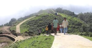 हतुवागढीमा पदमार्ग निर्माण गरिँदै