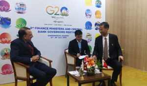 अर्थमन्त्री डा. महत र चिनियाँ अर्थमन्त्री लिउ कुनबीच भारतमा भेटवार्ता