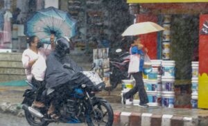 पानी पर्ने क्रम घट्दै, तीन दिन मौसम सुध्रने