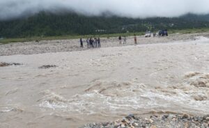 उत्तर गङ्गामा पुल नबन्दा आन्तरिक पर्यटकलाई समस्या