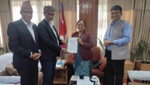 राससद्वारा मन्त्री शर्मासमक्ष प्रतिवेदन प्रस्तुत