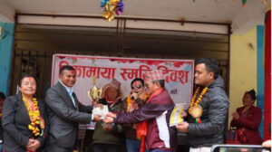 अभिभावक र विद्यार्थीले छाने उत्कृष्ट शिक्षक