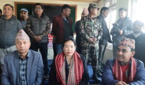 विकास–निर्माणमा केन्द्रित हुनुपर्नेमा मन्त्री गुरुङको जोड