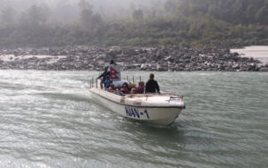 पानी जेटबोटले सहज बन्दै भोजपुरवासीको यात्रा