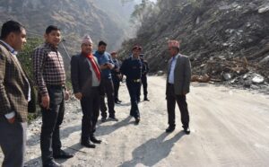 बेनी-जोमसोम-कोरला सडक निर्माणलाई गति दिन मन्त्री ज्वालाको निर्देशन