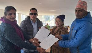 खोटाङमा भूमिहीनलाई निस्सा वितरण