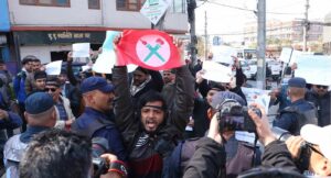 माइतीघरको निषेधाज्ञा खारेजीको माग गर्दै नेविसंघ प्रदर्शनमा