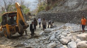 ‘ट्रयाक’ खुलेको १३ वर्षपछि सडक स्तरोन्नति थालियो