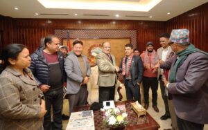 परिवर्तनकारी एकै ठाउँमा गोलबन्द हुने बेला आएको छ : प्रधानमन्त्री दाहाल