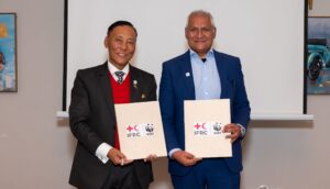 जलवायु न्यूनीकरणका लागि डब्लुडब्लुएफ नेपाल र आइएफआरसीबीच साझेदारी