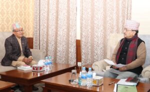 उपनिर्वाचनका सम्बन्धमा उपप्रधानमन्त्री खड्कासँग निर्वाचन आयोगको छलफल