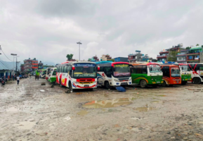 झापाबाट काठमाडौँ जाने रात्रि बसमा एकद्वार प्रणाली
