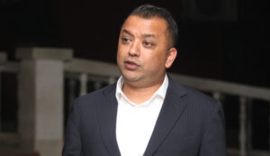 प्रधानमन्त्री दाहाललाई राजीनमा दिन महामन्त्री थापाको सुझाव