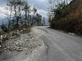 सम्झौता तोडिएको नौ महिनापछि लोकमार्गको पुनः ठेक्का