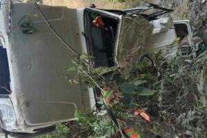 दुर्घटनाका घाइते भन्छन्, मोटरसाइकल जोगाउन खोज्दा जीप भिरमा खस्यो