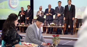 प्रधानमन्त्रीद्वारा तेस्रो लगानी सम्मेलन उद्घाटन