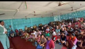 बेलडाँगी र पथरी शिविरका ज्येष्ठ नागरिक र अशक्तलाई भत्ता वितरण