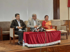 मूल्य चुकाउनुपर्ने धम्कीपछि प्रचण्डलाई कांग्रेसकाे प्रश्न– जङ्गलबाट यहाँ ल्याइदिएकाे बिर्सिनुभयाे ?