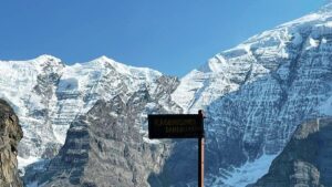 निलगिरि र अन्नपूर्ण हिमाल काग–भुषुण्डीको निवासस्थल