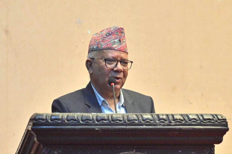 संसदमा विकसित घटनाक्रमहरू सुखद् छैनन्ः माधव नेपाल