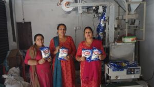 महिलाको लगानीमा सरफ उद्योग सञ्चालन